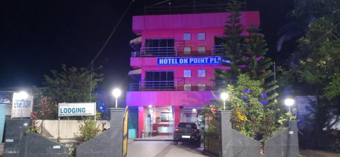 Murūd On Point Plaza B&B 외부 사진